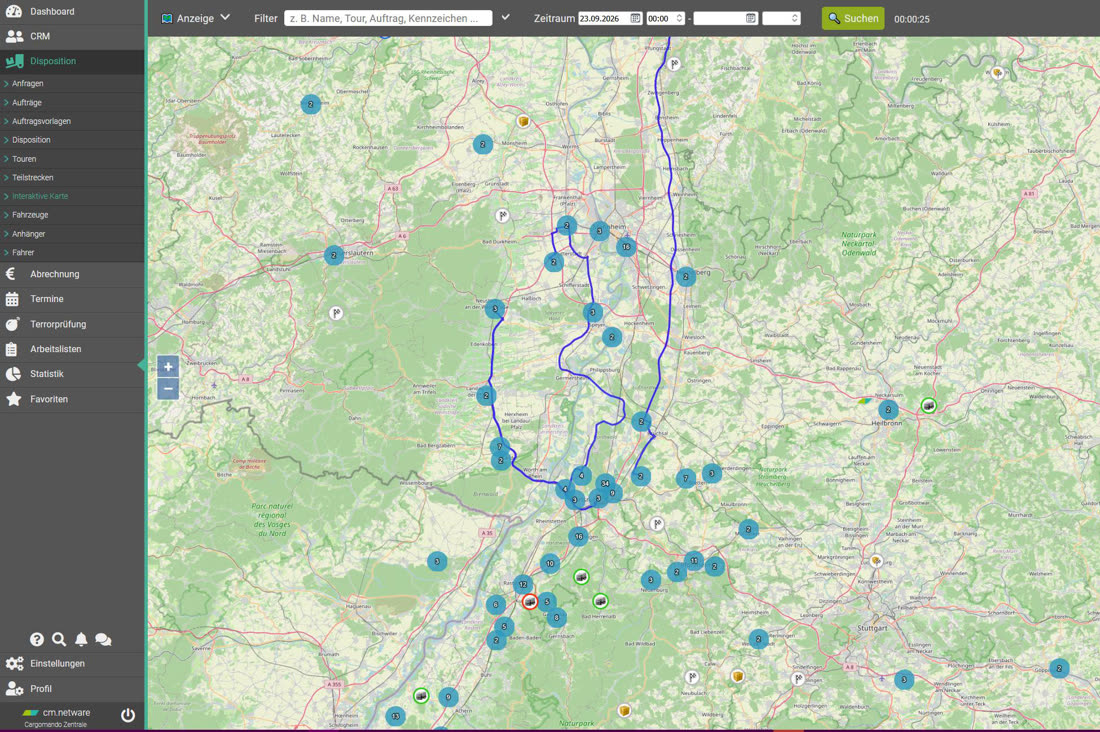 Interaktive Karte von cm.netware mit Auftragsclustern, Fahrzeugpositionen und einer Tourroute in Süddeutschland